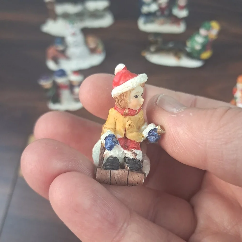 Mixed Lot Christmas Mini Village Figures Snowman Sleigh  Kids Carolers Birds